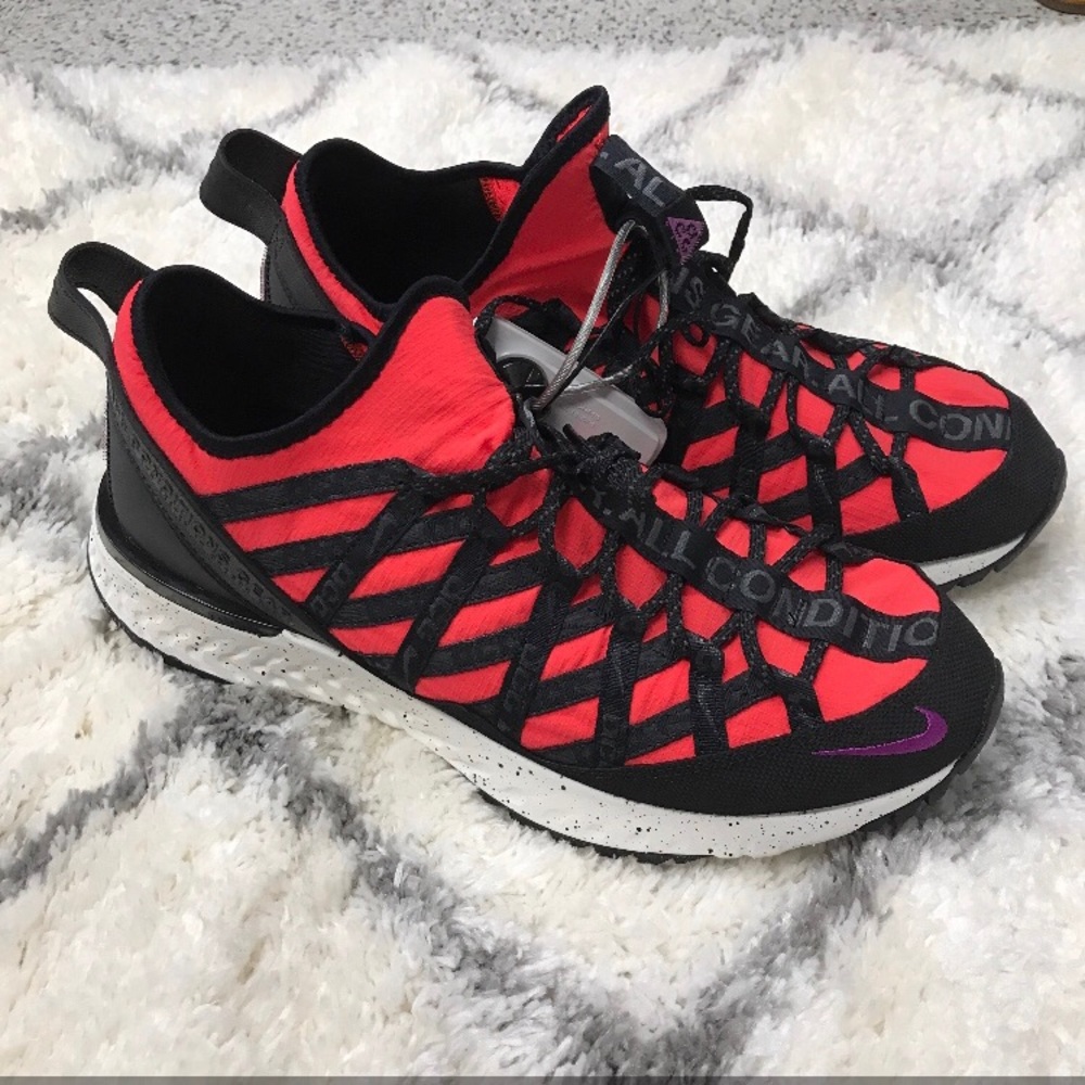 Nike AGC hiking/running shoes